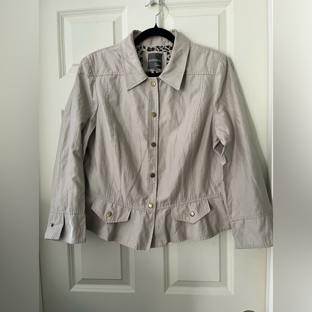 Women Anthracite By Muse Tan Jacket peplum waist
Print Lining lightweight sz 4-6